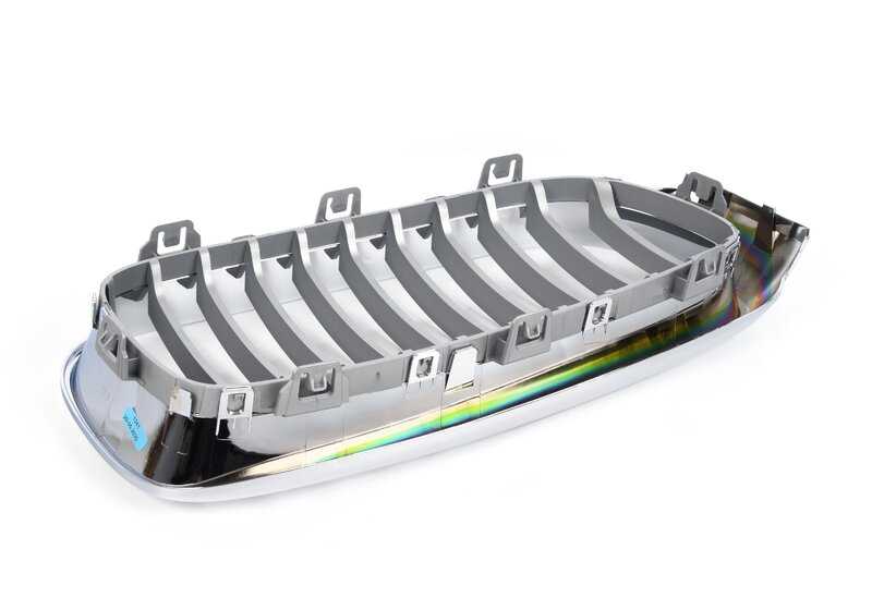 Emblema rejilla delantera lado izquierdo Modern Line OEM 51137294809 para BMW F34 (Serie 3 GT). Original BMW.
