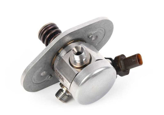 High pressure pump for BMW F90, F90N, F91, F92, F93 (OEM 13517852361). Original BMW.