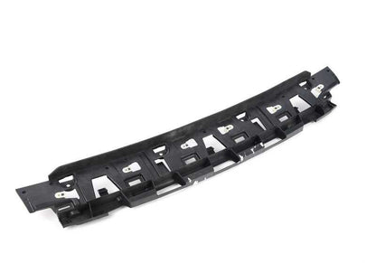Adaptador cubrecárter motor OEM 51758075658 para BMW G20, G20N, G21N, G28, G28N. Original BMW.