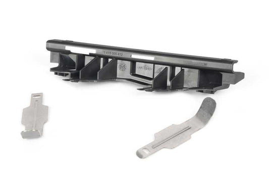 Soporte izquierdo faro delantero OEM 63118496141 para BMW G20 y G21. Compatible con versiones 316d y 318d. Original BMW.