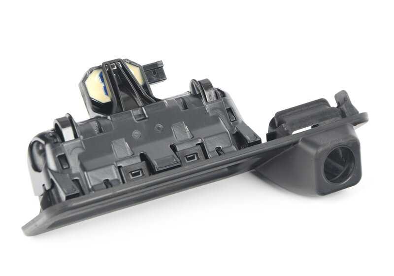 Trunk release button for BMW F40, F90, G30, G31, G38, G05, G18, F95. Original BMW.