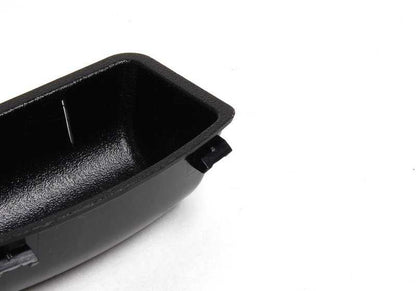 Embellecedor de entrada OEM 51478255822 para BMW E46. Original BMW.