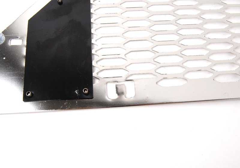 Rejilla decorativa OEM 51116800138 para MINI R50, R52, R53. Compatible con modelos desde 2000. Original MINI.