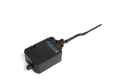 Motor eléctrico tapa depósito OEM 67116987637 para BMW E46, X3 E83, E83N. Control de apertura/cierre de la tapa del combustible. Original BMW.