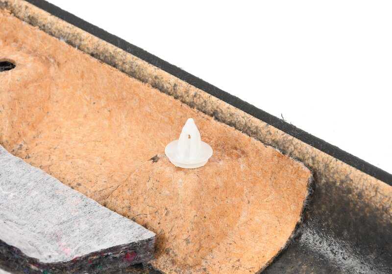 Pannello sinistro OEM 51438203499 per BMW E36. BMW originale.