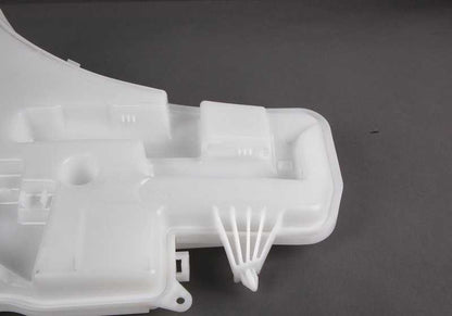 Windshield wiper liquid OEM 61667157147 for BMW E92, E93 (all compatible models). Original BMW.