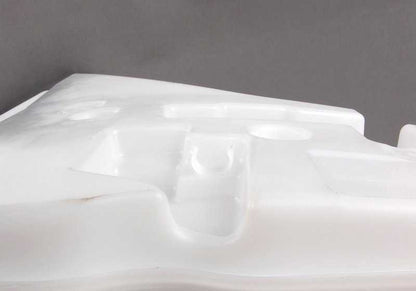 Windshield wiper liquid OEM 61667157147 for BMW E92, E93 (all compatible models). Original BMW.