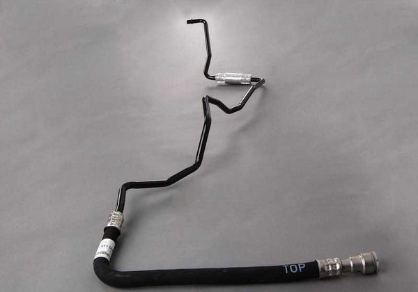 Tubo de aceite del cambio OEM 17227571038 para BMW E60, E60N, E61, E61N, E63, E63N, E64, E64N. Original BMW.