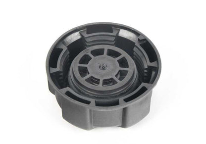 Tapón rosca del depósito refrigerante OEM 17135A1BD89 para BMW F20 (120i, 125i, M140i). Original BMW.