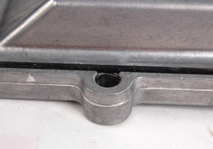 Closing cap with gasket for BMW E65, E66, F01, F01N, F02, F02N, G12, G12N (OEM 11147506384). Original BMW.