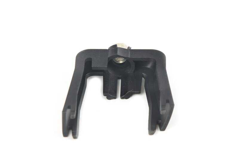 Izquierdo OEM Fixing Support 63217174413 per BMW 3 E92 Series {316i, 318i, 320d} (modelli compatibili: KD11, KD12, WA11, WA12, KD91, KD92, KK31, KK32, KK41, KK42). BMW originale.
