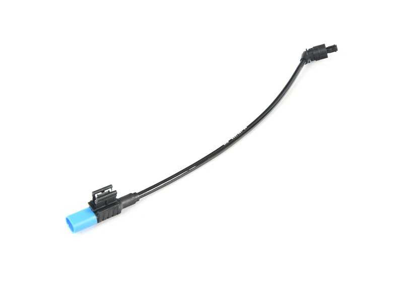 Cable adaptador OEM 37108067509 para BMW X3M (F97), X4M (F98). Original BMW.