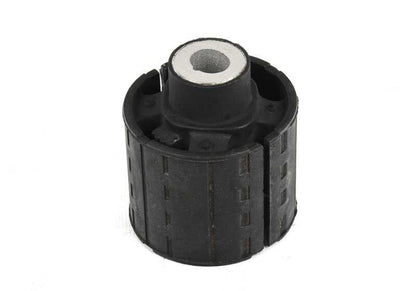 Suporte de borracha traseiro para BMW Série 5 G30, G31, G38, Série 6 G32, Série 7 G11, G12, X3 G01, X4 G02 (OEM 33316868535). BMW original