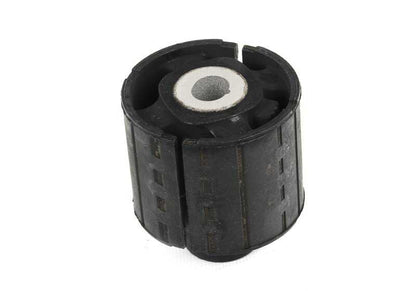 Suporte de borracha traseiro para BMW Série 5 G30, G31, G38, Série 6 G32, Série 7 G11, G12, X3 G01, X4 G02 (OEM 33316868535). BMW original