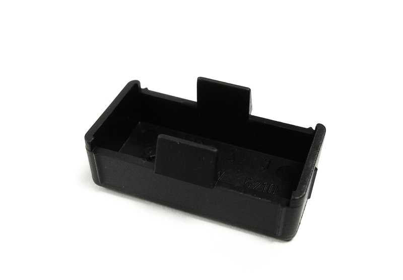 Juego de embellecedores para asiento OEM 52108219227 para BMW E39, E38. Compatible con modelos 520d, 520i con distintas configuraciones de motor y transmisión. Color negro. Original BMW.