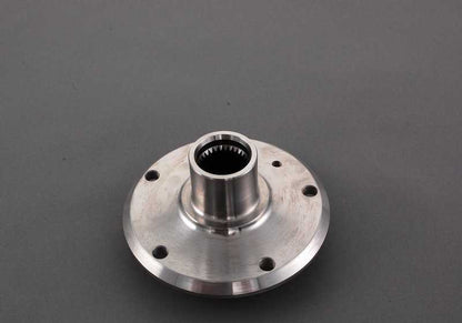 OEM 33411093371 Flange de transmissão traseira para BMW E39 {520d, 520i} Compatível com modelos feitos entre 1996 e 2003. BMW original.