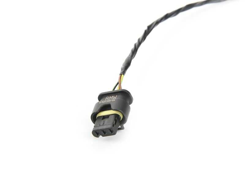 Cableado sensor aparcamiento trasero PDC OEM 61122295873 para BMW F30, F31, F34, F80, F32, F33, F36, F82, F83. Original BMW. Ideal para añadir sensores traseros de aparcamiento.
