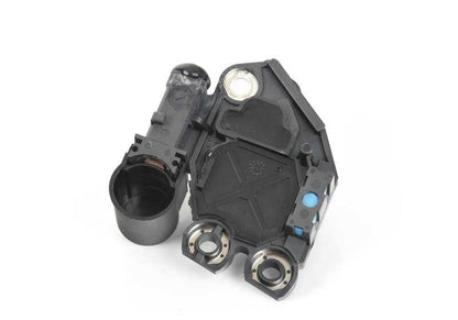 OEM 123185518 Regolatore dell'alternatore per BMW F20, F21, F22, F30, F31, F34, F32, F33. BMW originale.