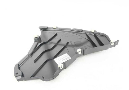 Cubierta inferior derecha OEM 51718060036 para BMW G14, G15, G16. Original BMW.