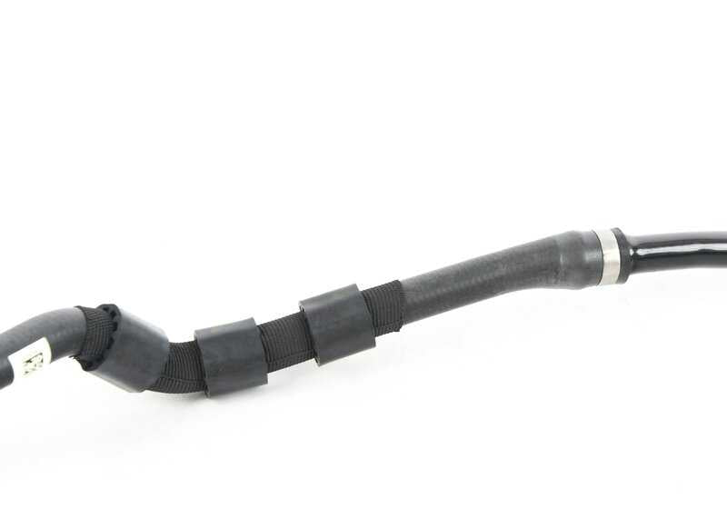 Mangueira do radiador de líquido de arrefecimento para BMW F23, F33, F36 (OEM 17128678415). BMW original