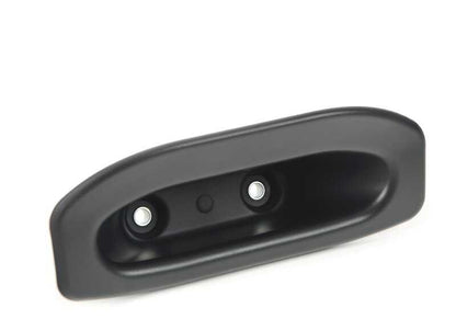 Maneta interior maletero OEM 51497295254 para BMW F33, F33N, F83, F83N. Original BMW.