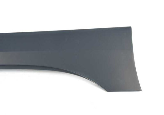 Cubierta embellecedor lateral derecha imprimada OEM 51779464568 para BMW F40, F44. Original BMW.