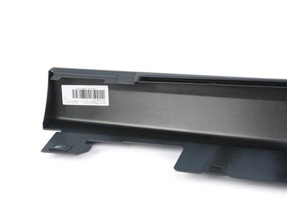 Cubierta embellecedor lateral derecha imprimada OEM 51779464568 para BMW F40, F44. Original BMW.