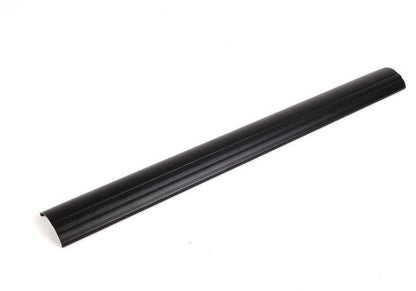 Embellecedor entrada puerta delantera OEM 51478204004 para BMW Serie 5 E39 (520d, 520i) modelos fabricados 1996-2003. Pieza original BMW, color negro.