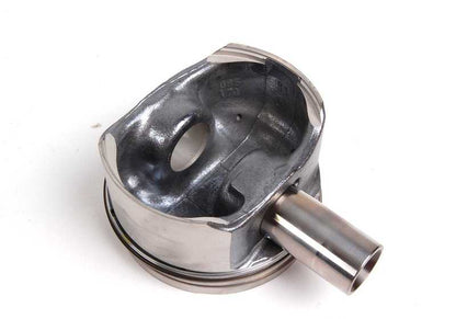 Pistón OEM 11251739786 para BMW E36, E46, Z3. Original BMW.