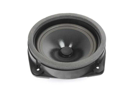 Altavoz trasero sistema estéreo OEM 65133451767 para MINI R52. Compatible con One, Cooper y Cooper S (2004-2008). Repuesto original MINI. Ideal si no te funciona el altavoz trasero o suena mal.