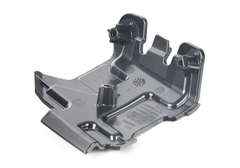 Left Splitter Adapter for BMW X2 U10 (OEM 51115A58A95). Original BMW