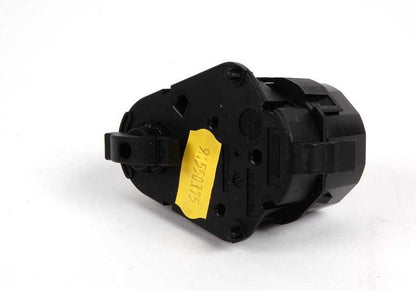 Motor de compuerta aire pies OEM 64116935440 para BMW E39, E53. Controla el flujo de aire hacia los pies. Recambio original BMW.