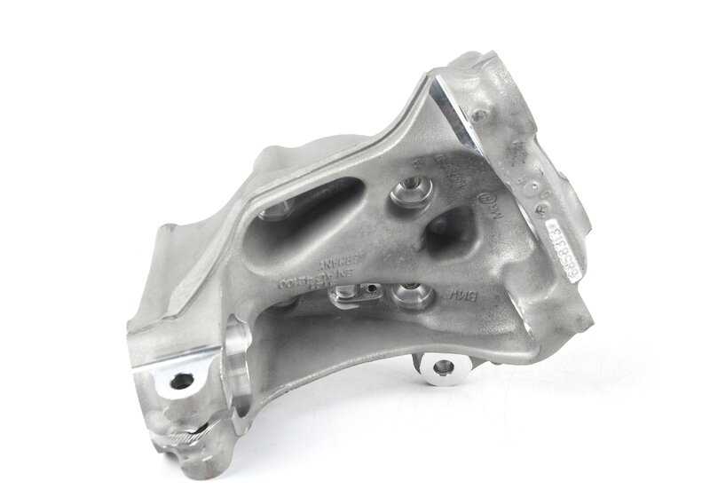 Soporte de mangueta con corrección de caída izquierdo OEM 31216858313 para BMW F32, F33, F36. Original BMW.
