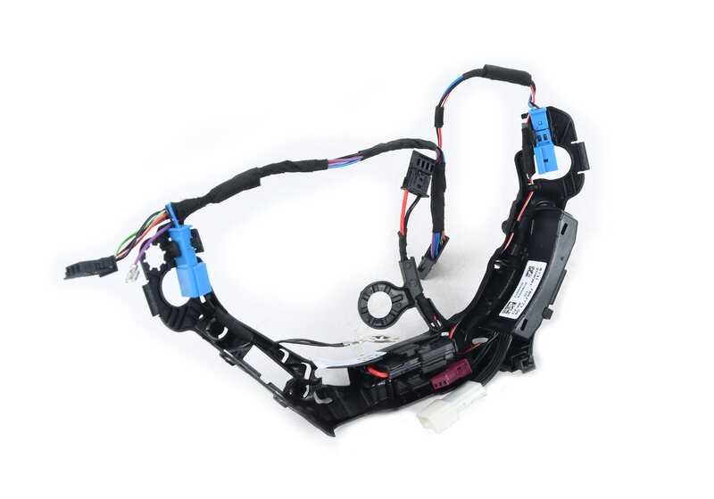 Steering Wheel Cable Connection for BMW 1 Series F40, 2 Series F44, G42, 3 Series G20, G21N, 4 Series G22, G23, G26 (OEM 32309503656). Original BMW