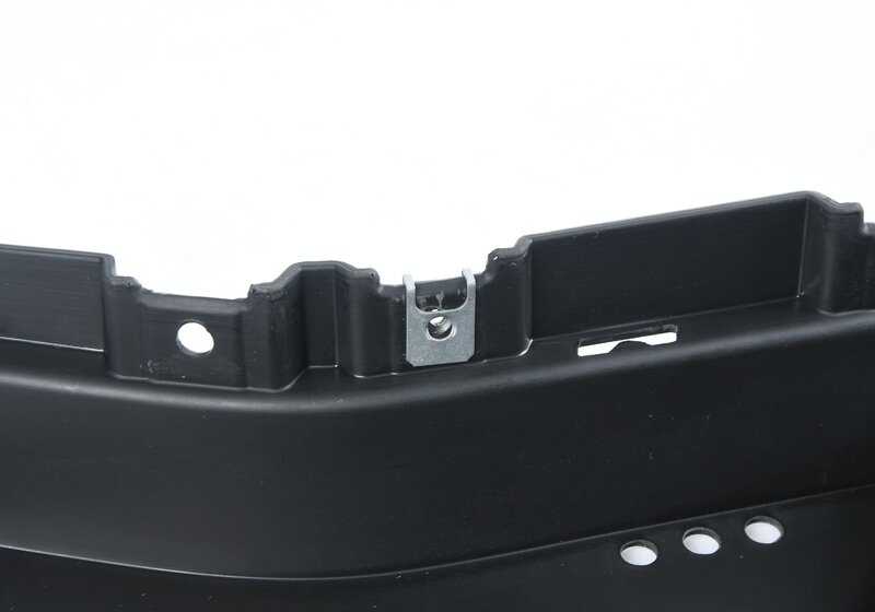 Cubierta inferior derecha OEM 51757980138 para BMW F01, F02. Original BMW.