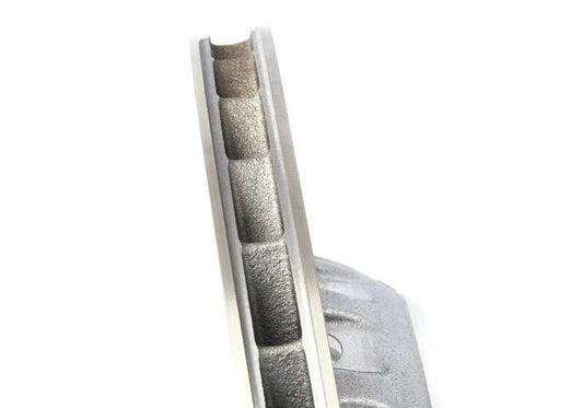 Disco de freno trasero izquierdo OEM 34208074285 para BMW X5 M (F95) y BMW X6 M (F96). Original BMW.