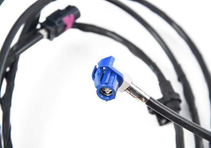 Cable HSD USB/AUX OEM 61115A3BF26 para BMW iX (I20). Original BMW.