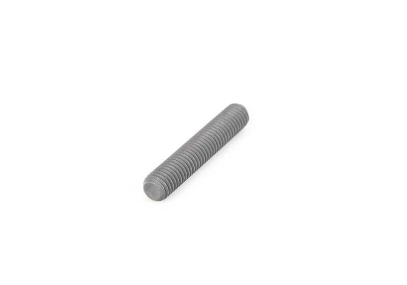 Tornillo prisionero M8X45 OEM 07129908136 para BMW E30, E36, E46, E34, E38, E65, E31. Compatible con múltiples culatas. Original BMW.
