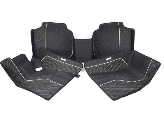 Tappeti esclusivi OEM 51472451765 in nero/beige per BMW G11, G12. Eleganza e adattamento perfetto. BMW originale.