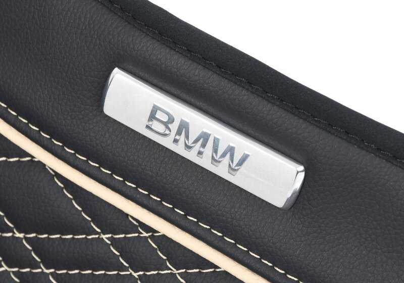 Tappeti esclusivi OEM 51472451765 in nero/beige per BMW G11, G12. Eleganza e adattamento perfetto. BMW originale.