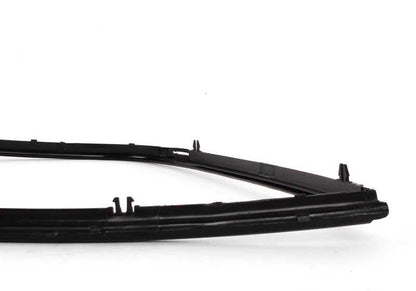 Junta cristal lateral trasero izquierdo OEM 51348194693 para BMW Serie 3 E46. Original BMW.
