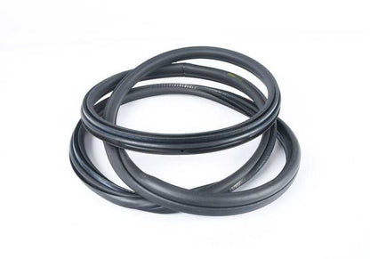 Protector de borde de puerta trasera OEM 51727303967 para BMW F30, F80. Original BMW.