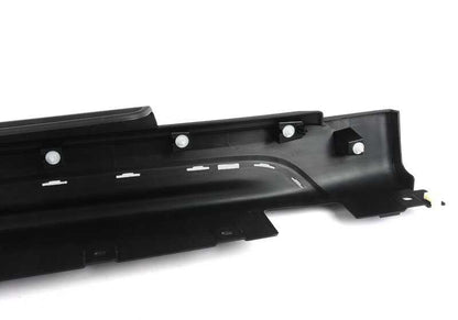 Revestimiento faldón izquierdo OEM 51775A870A1 para MINI Countryman F60, F60 LCI. Original MINI.