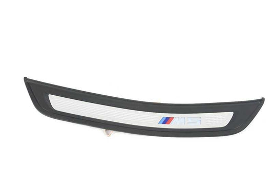 Rear right illuminated threshold cover for BMW F90, F90N (OEM 51478061072). Original BMW.