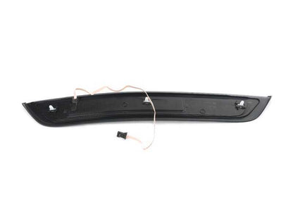 Rear right illuminated threshold cover for BMW F90, F90N (OEM 51478061072). Original BMW.
