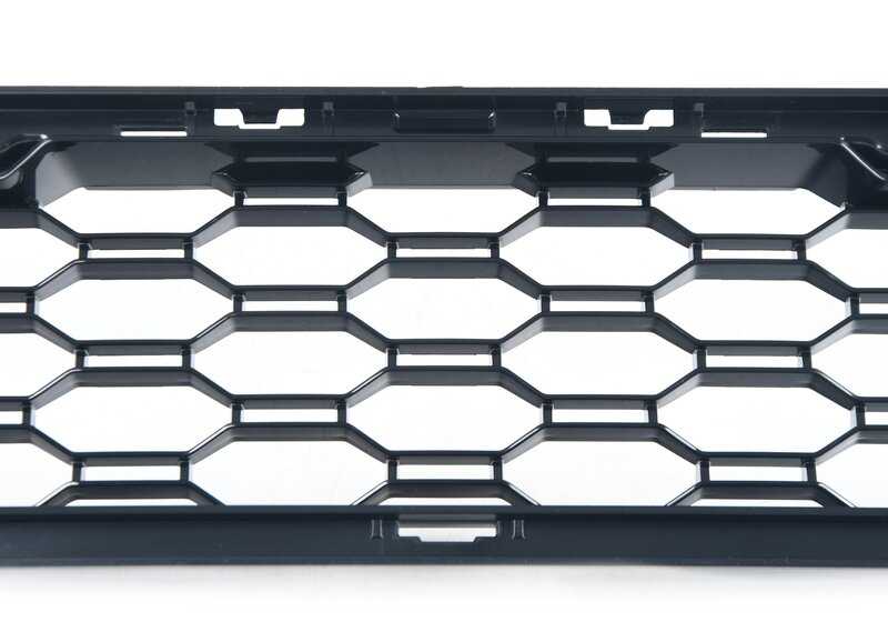 Rejilla de entrada de aire central OEM 51118072796 para BMW G01, G02. Original BMW.
