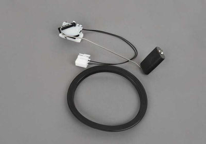 Sensor de nivel de combustible OEM 16117845657 para BMW F10, F06, F12, F13. Original BMW.