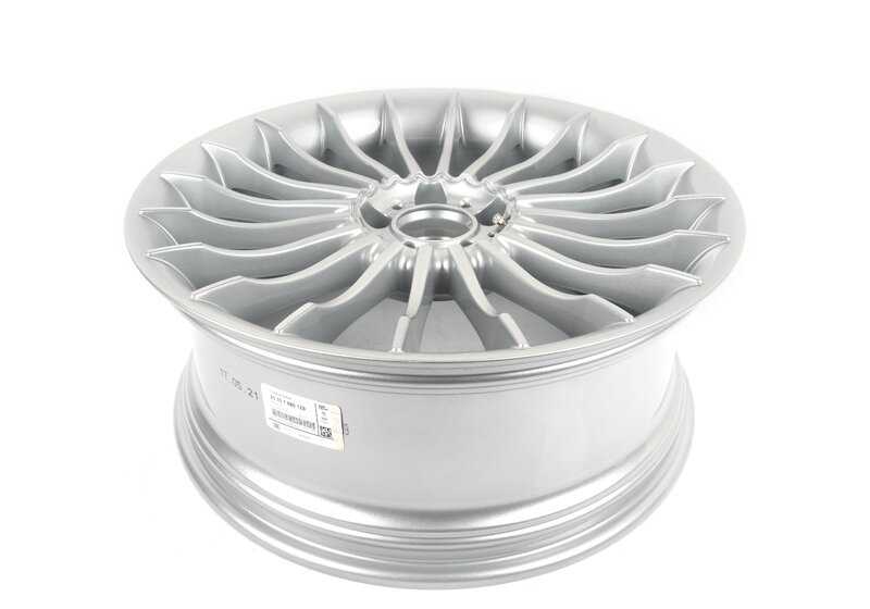 Silver alloy wheels for BMW 7 Series F01, F02 (OEM 36107980129). Original BMW