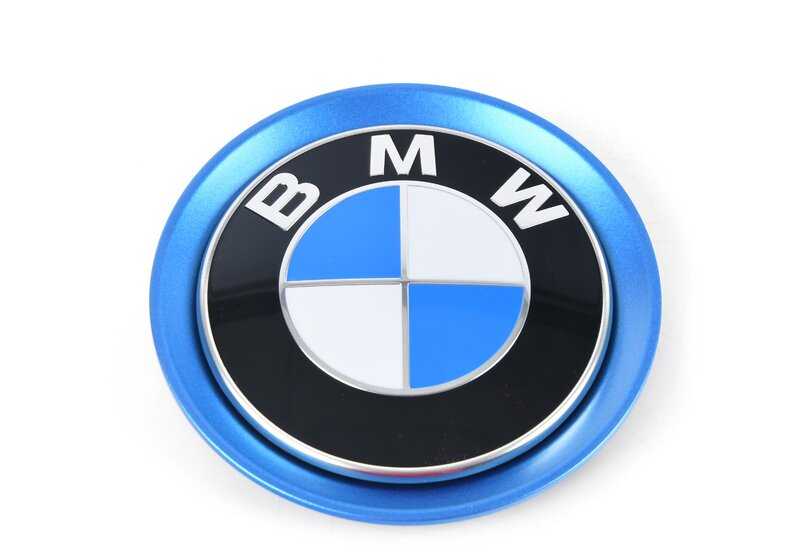 Emblema trasero OEM 51147351746 para BMW I12, I12N, I15. Original BMW.