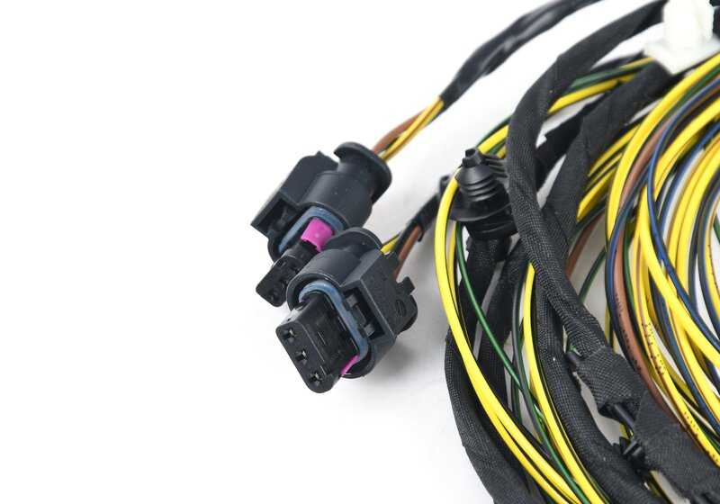 Cableado para luces antiniebla LED OEM 61118808706 para MINI F60 (Cooper, Cooper S). Compatible con modelos desde 2016 hasta 2024. Original MINI.